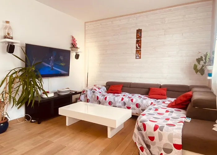 Bright And Unoverlooked * La Teste-de-Buch